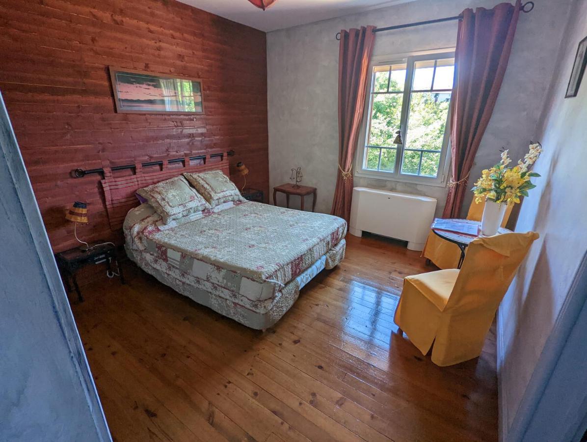 Bed and Breakfast Le Domaine De La Croze Gramat Exteriér fotografie